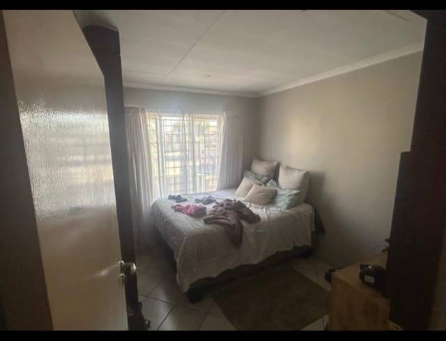 2 BEDROOM PROPERTY TO RENT IN THE REEDS